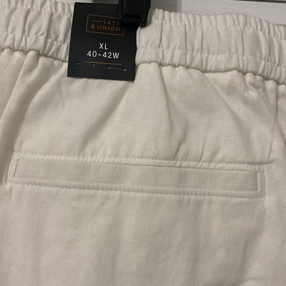Men’s White Pants - Picture 5 of 5